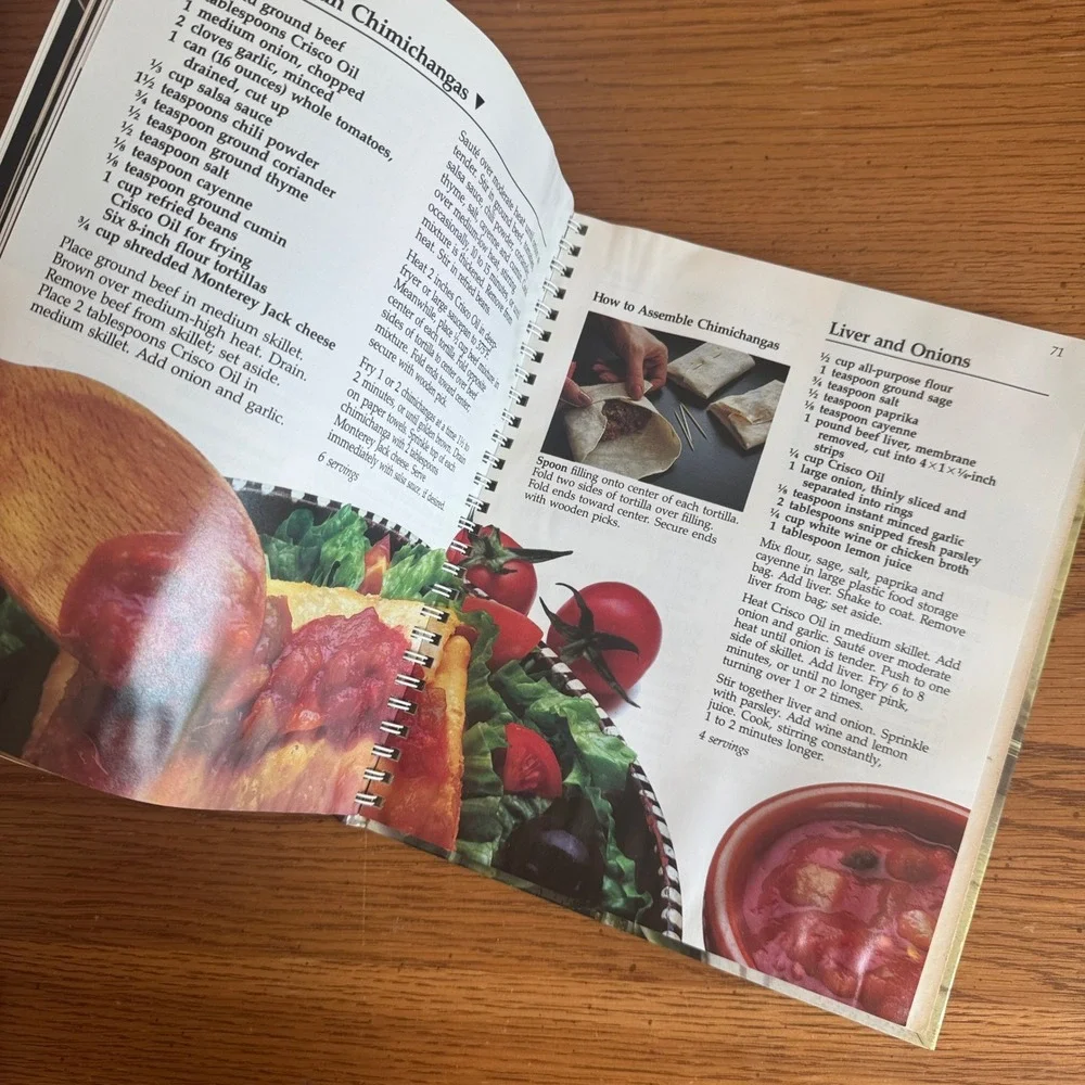 Vintage 1984‎ The Flavor Maker's Cookbook From Crisco Oil Spiral Bound Retro